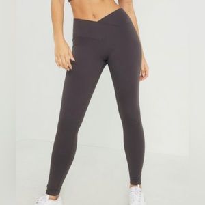 Garage grey v-waist active leggings